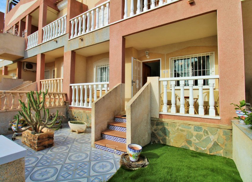 Resale - Apartament / Duplex - Orihuela Costa - Villamartín