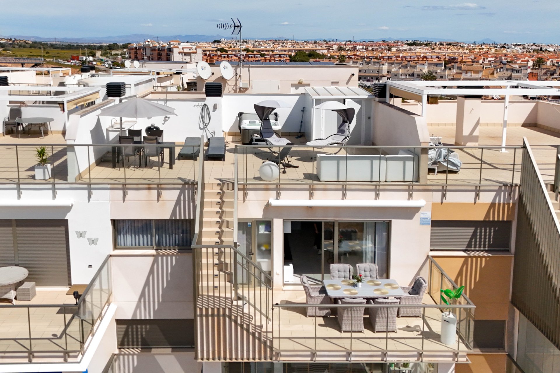 Resale - Apartament / Duplex - Orihuela Costa - Villamartín