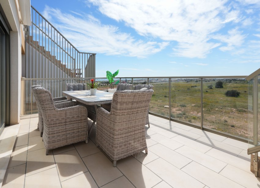 Resale - Apartament / Duplex - Orihuela Costa - Villamartín