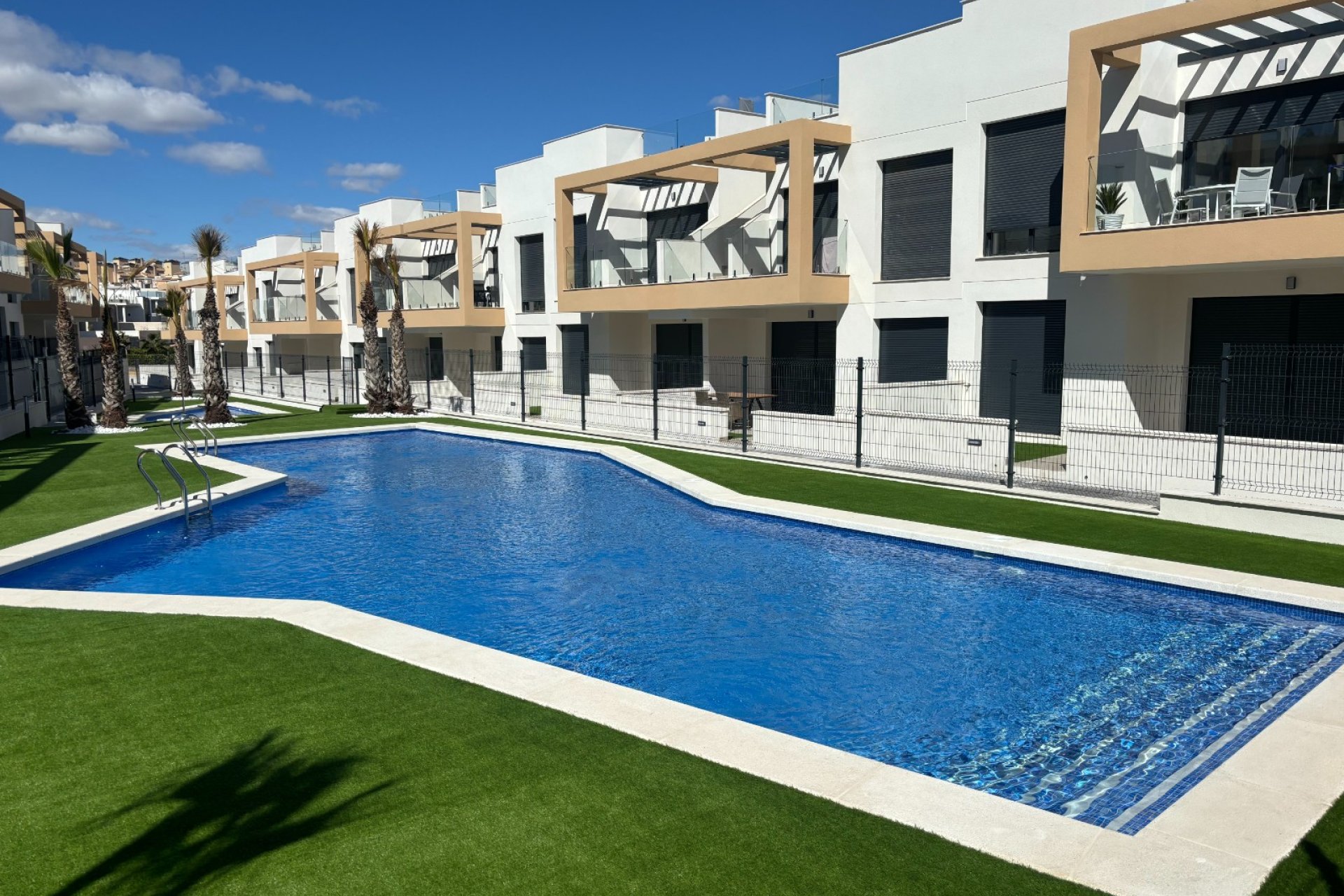 Resale - Apartament / Duplex - Orihuela Costa - Villamartín
