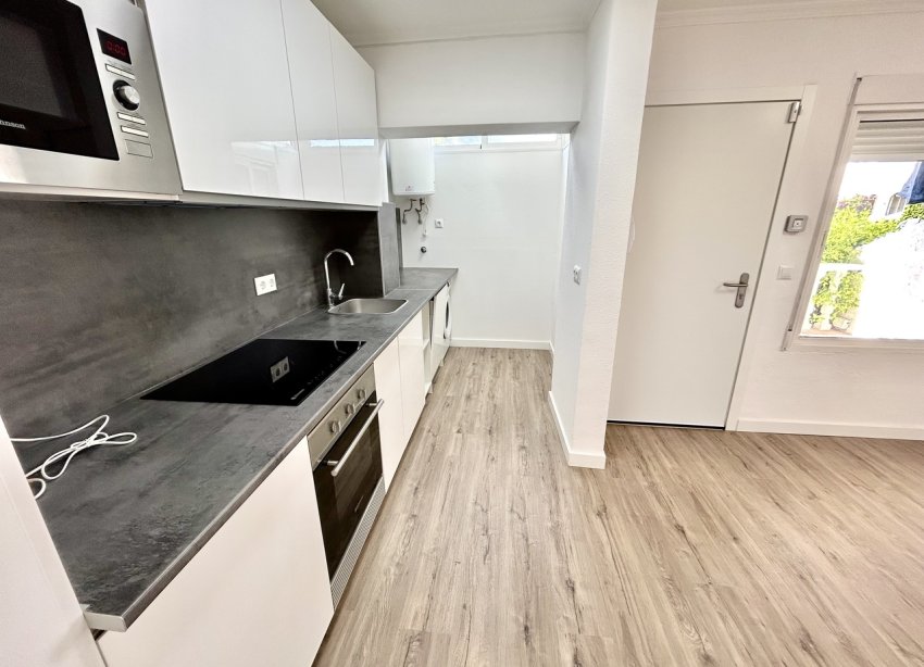 Resale - Apartament / Duplex - Orihuela Costa - Villamartín