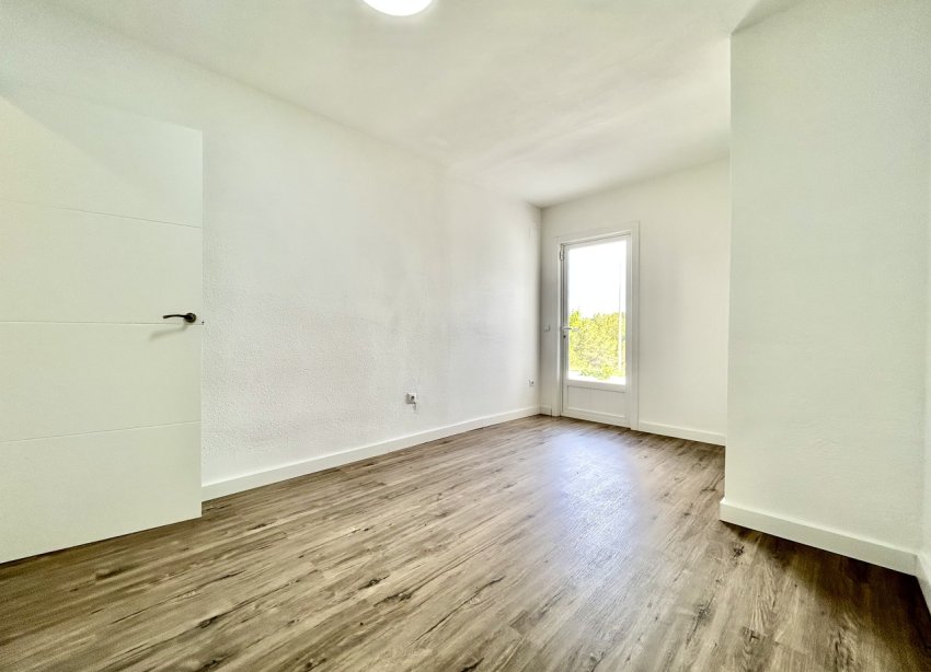 Resale - Apartament / Duplex - Orihuela Costa - Villamartín