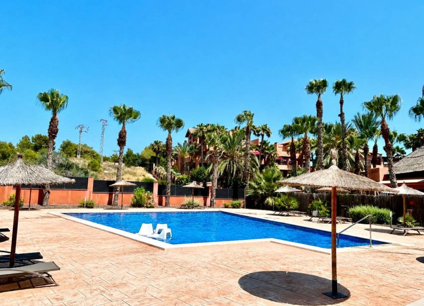 Resale - Apartament / Duplex - Orihuela Costa - Villamartín