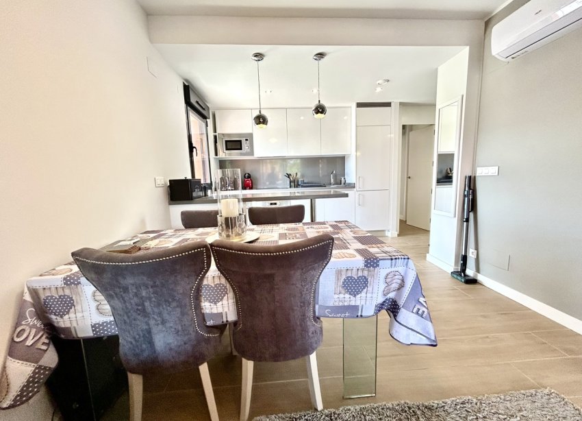 Resale - Apartament / Duplex - Orihuela Costa - Villamartín