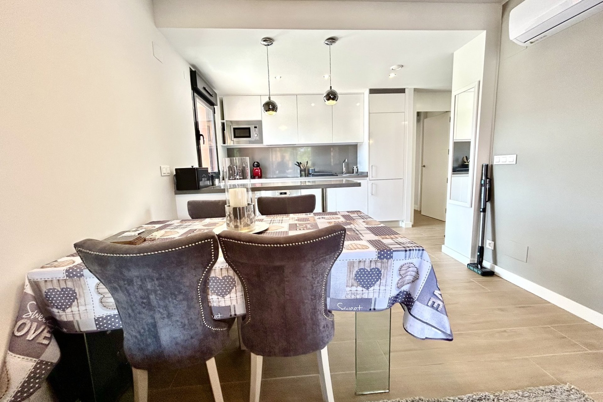 Resale - Apartament / Duplex - Orihuela Costa - Villamartín
