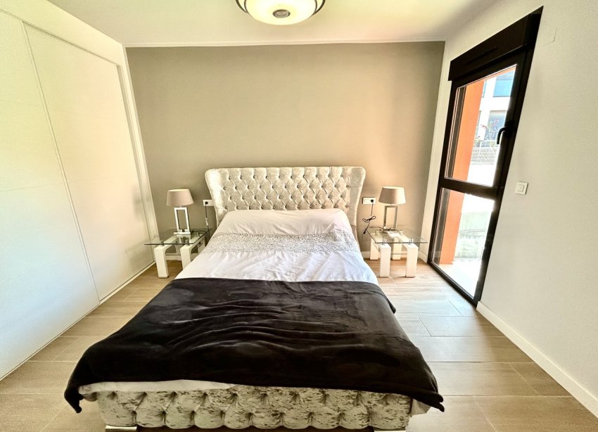 Resale - Apartament / Duplex - Orihuela Costa - Villamartín
