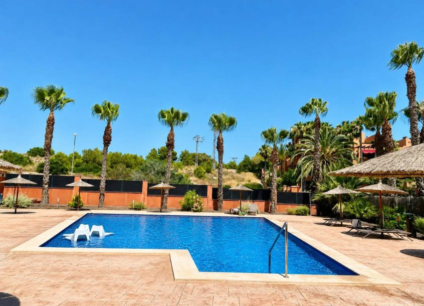 Resale - Apartament / Duplex - Orihuela Costa - Villamartín
