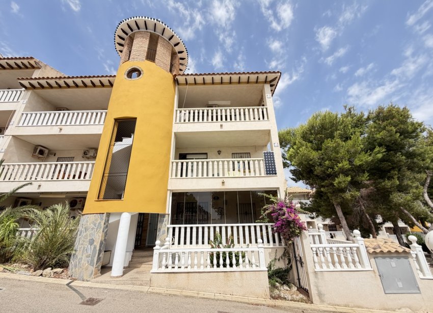 Resale - Apartament / Duplex - Orihuela Costa - Villamartín