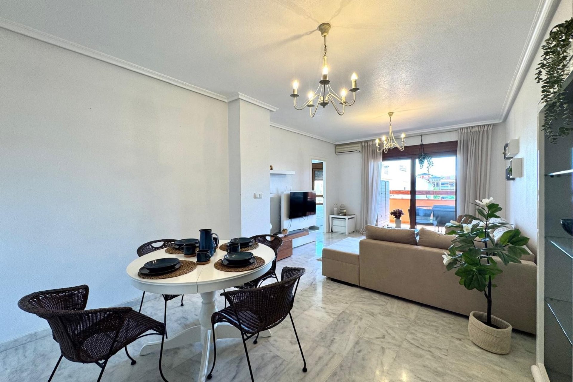 Resale - Apartament / Duplex - Orihuela Costa - Villamartín