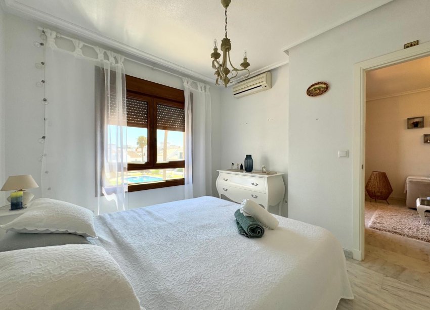 Resale - Apartament / Duplex - Orihuela Costa - Villamartín