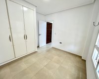 Resale - Apartament / Duplex - Orihuela Costa - Villamartín