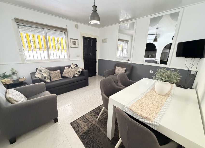 Resale - Apartament / Duplex - Orihuela Costa - Villamartín