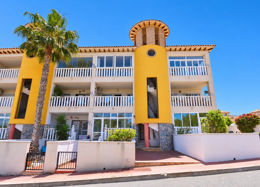 Resale - Apartament / Duplex - Orihuela Costa - Villamartín