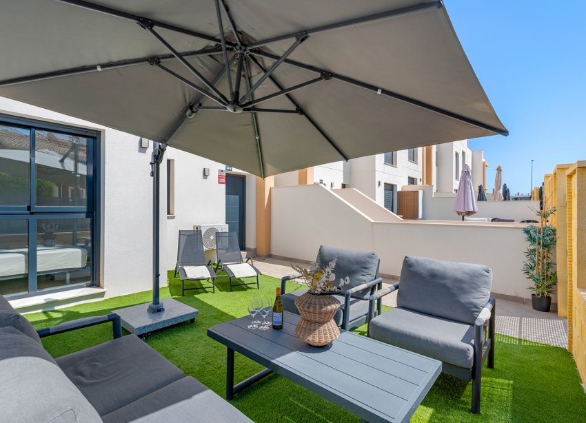 Resale - Apartament / Duplex - Orihuela Costa - Villamartín