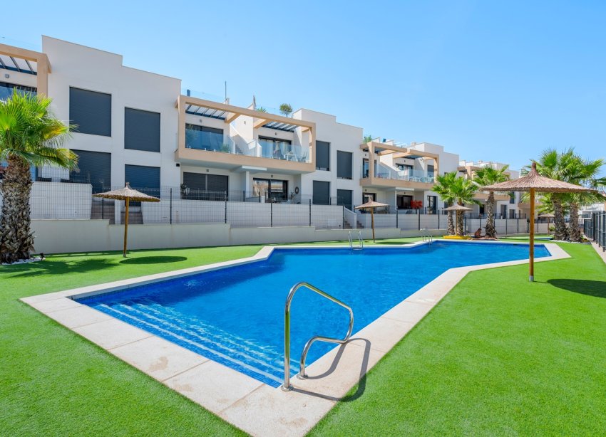 Resale - Apartament / Duplex - Orihuela Costa - Villamartín