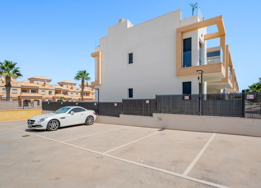 Resale - Apartament / Duplex - Orihuela Costa - Villamartín