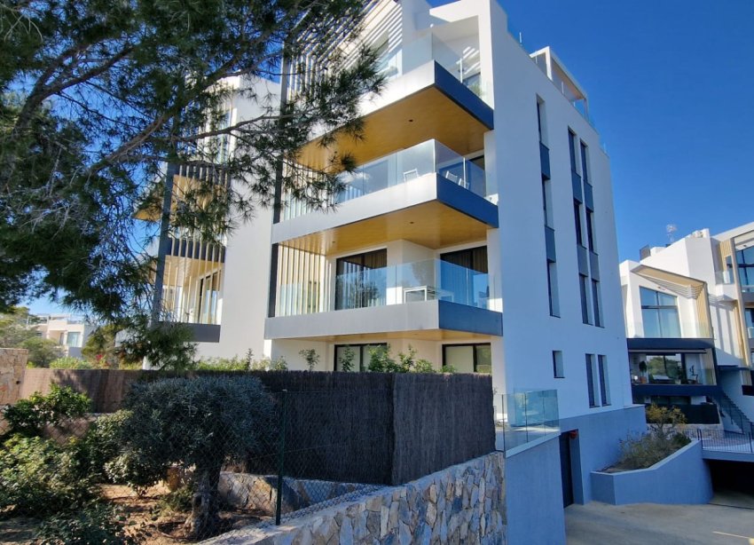 Resale - Apartament / Duplex - Orihuela - Las Colinas Golf