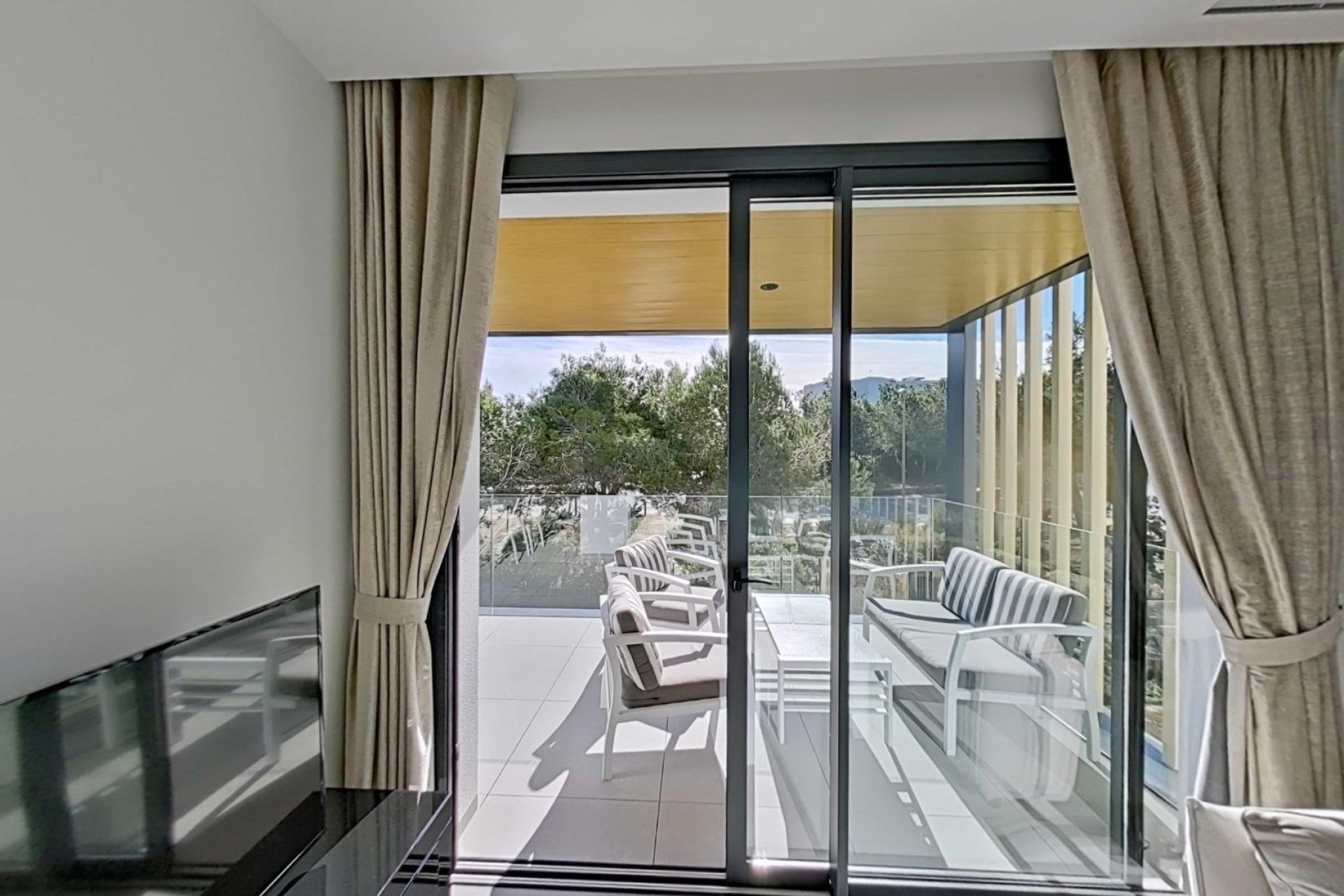 Resale - Apartament / Duplex - Orihuela - Las Colinas Golf