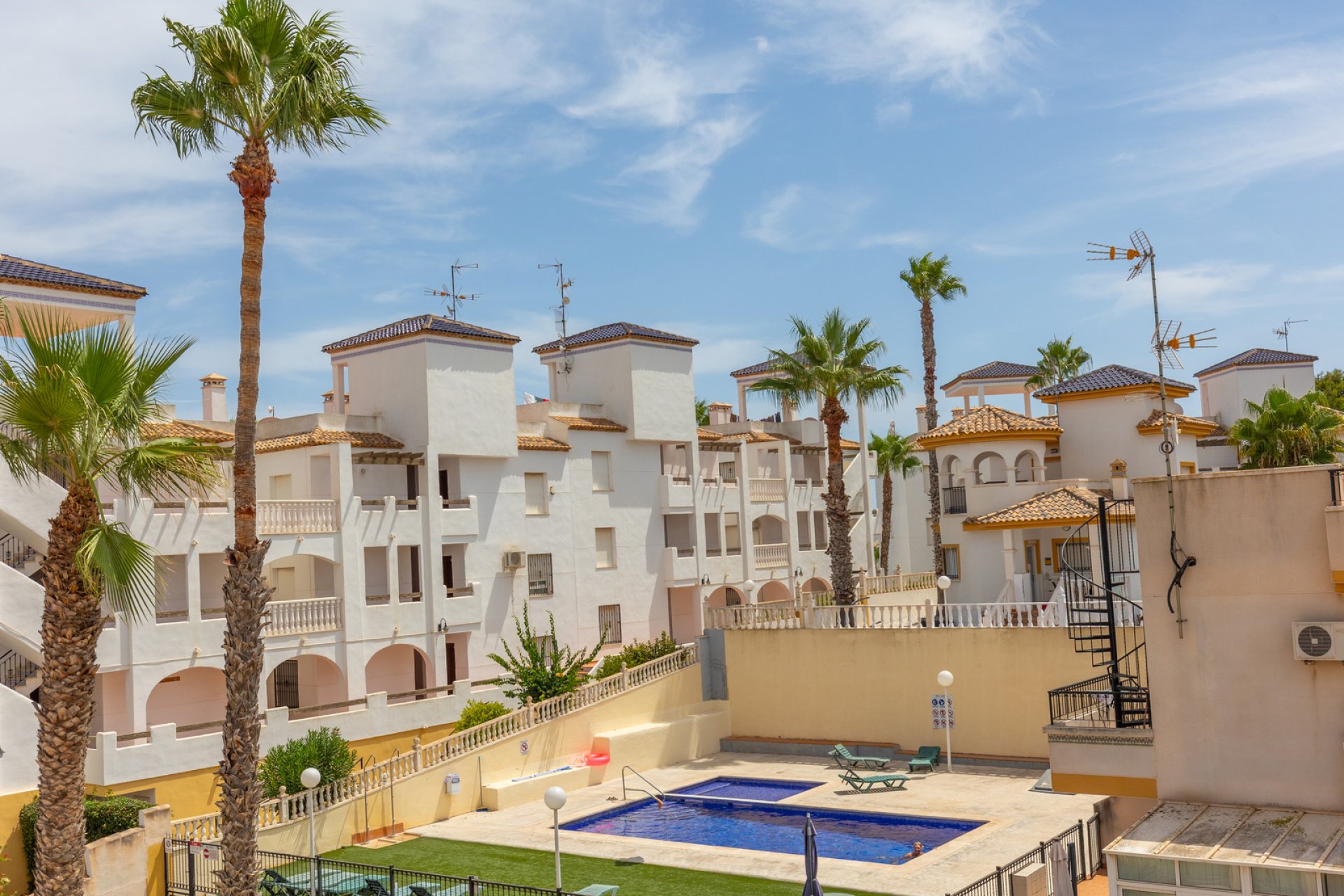 Resale - Apartament / Duplex - Orihuela - Villamartín