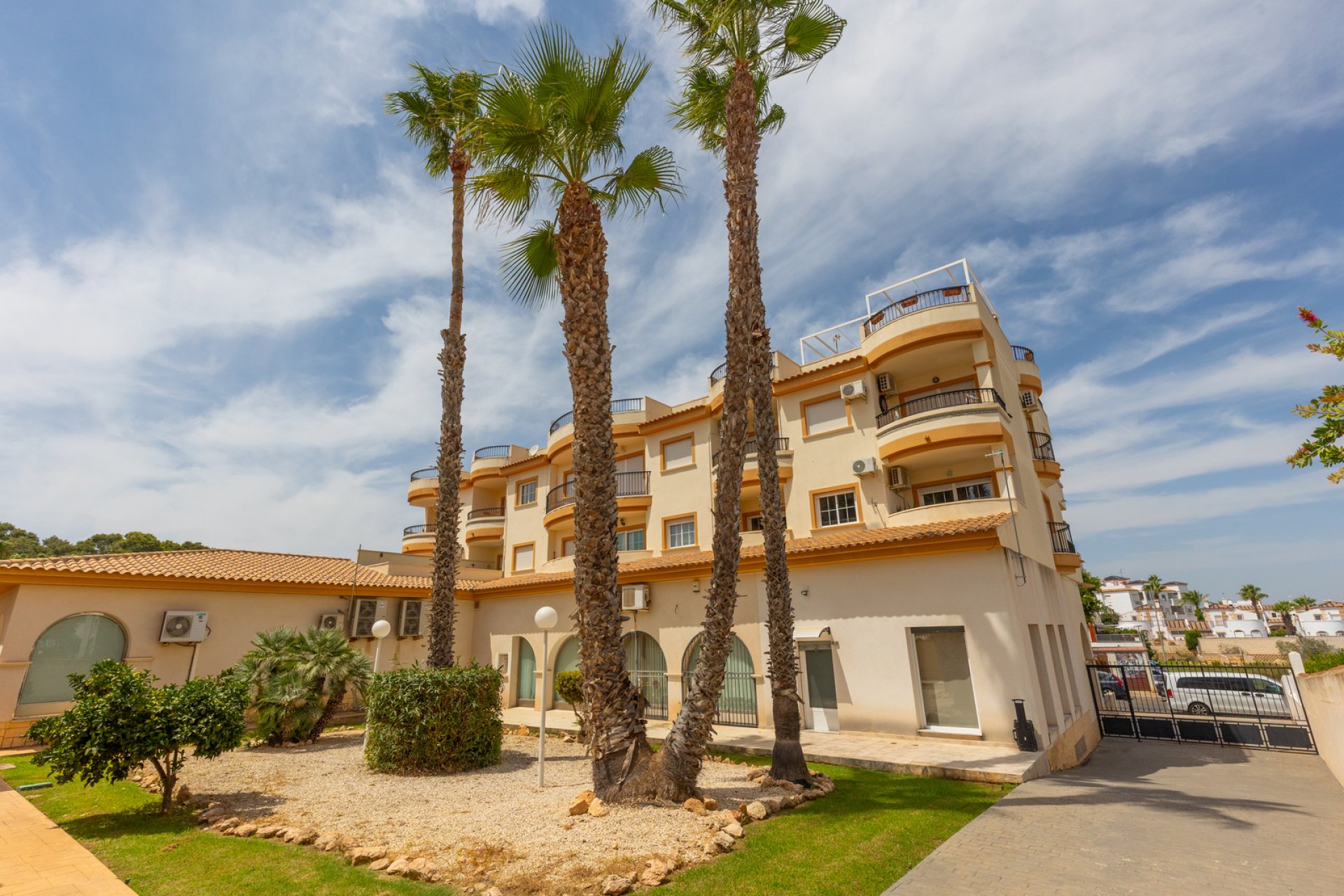 Resale - Apartament / Duplex - Orihuela - Villamartín