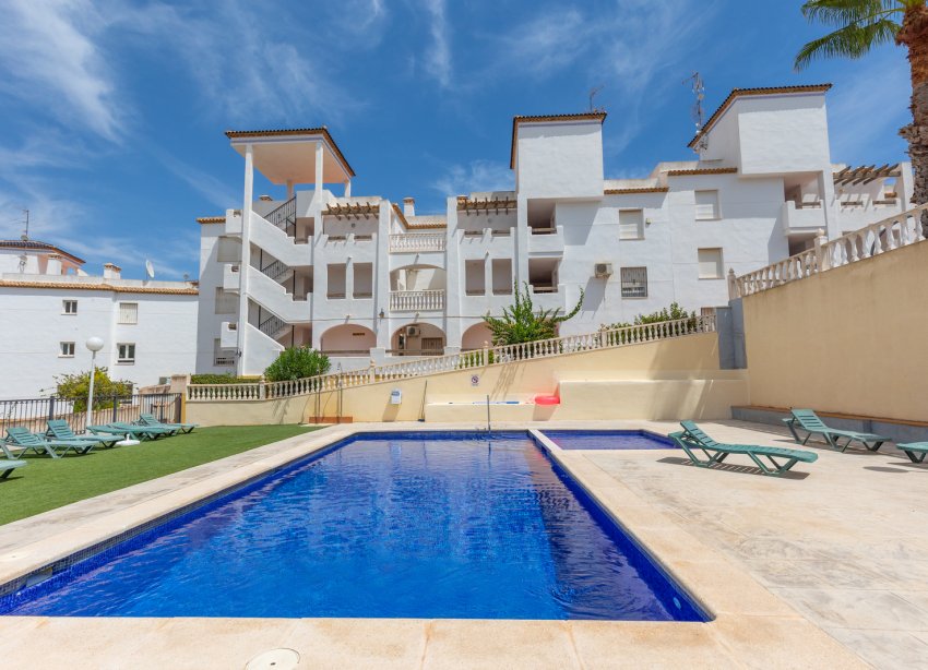Resale - Apartament / Duplex - Orihuela - Villamartín