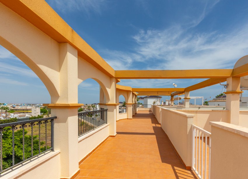 Resale - Apartament / Duplex - Orihuela - Villamartín