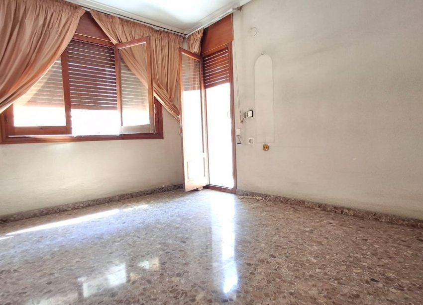 Resale - Apartament / Duplex - Orihuela - Zona Centro