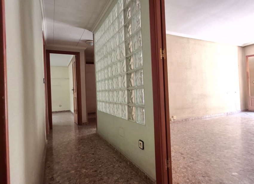 Resale - Apartament / Duplex - Orihuela - Zona Centro
