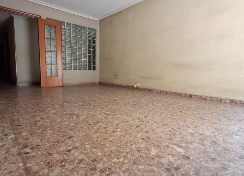 Resale - Apartament / Duplex - Orihuela - Zona Centro