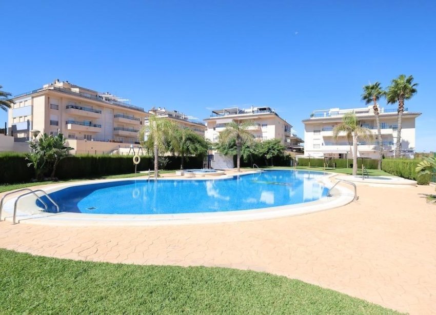 Resale - Apartament / Duplex - Pilar de la Horadada - Mil Palmeras