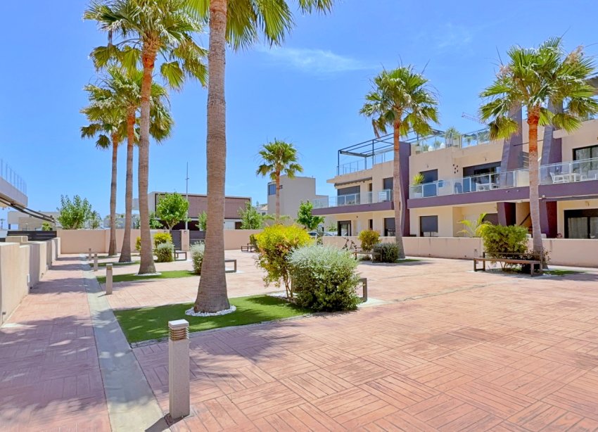 Resale - Apartament / Duplex - Pilar de la Horadada - Torre de la Horadada
