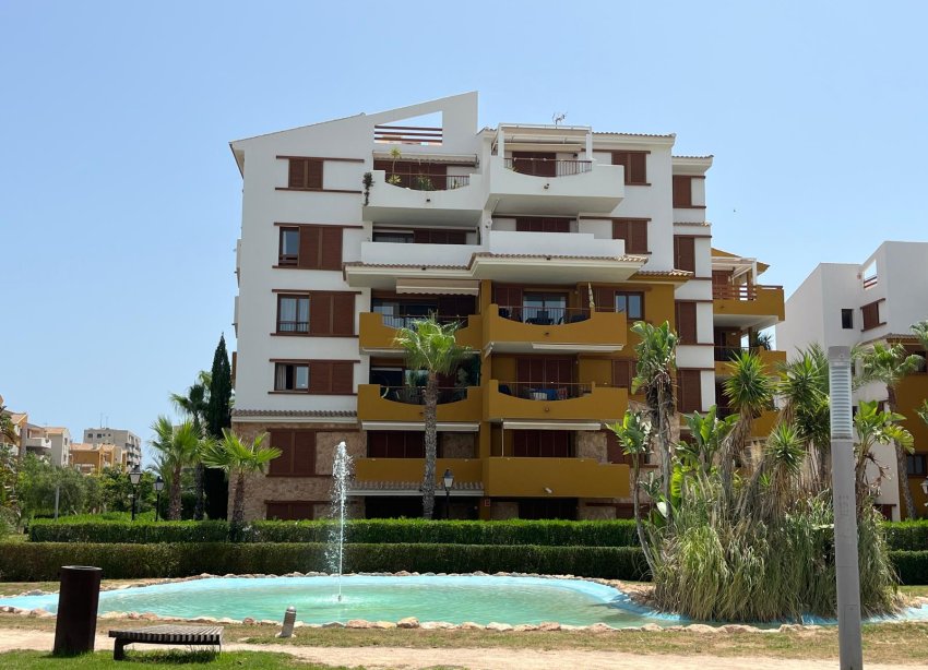 Resale - Apartament / Duplex - Punta Prima