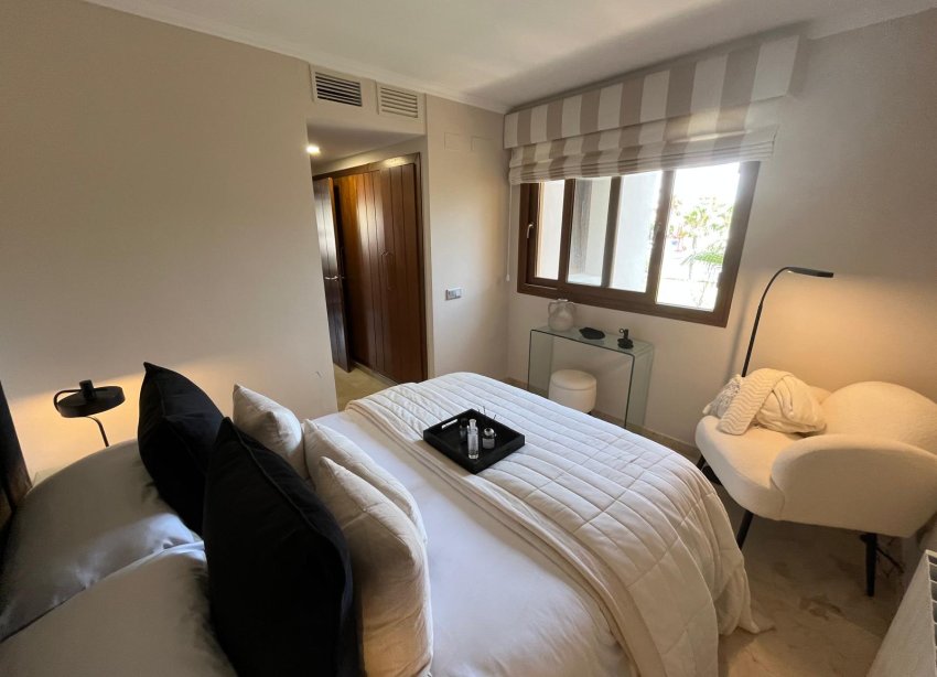 Resale - Apartament / Duplex - Punta Prima