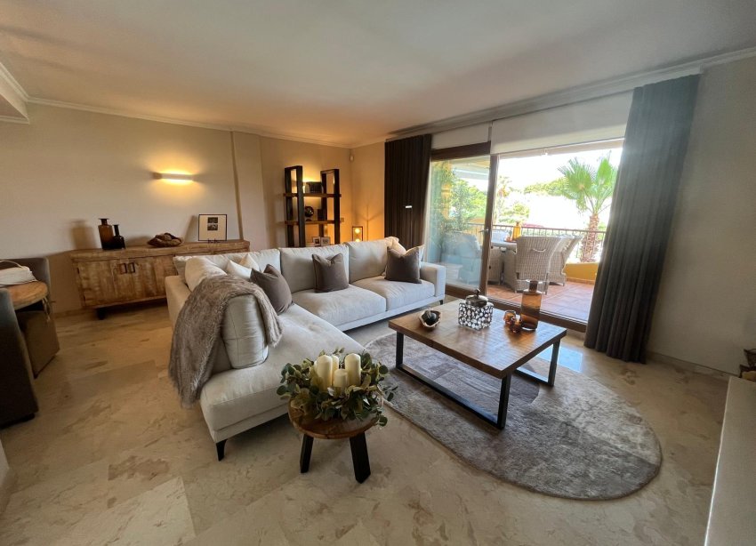 Resale - Apartament / Duplex - Punta Prima