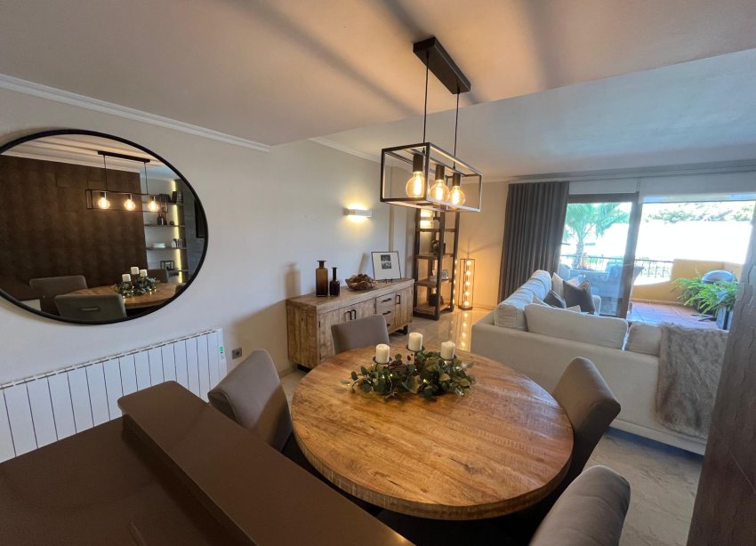 Resale - Apartament / Duplex - Punta Prima