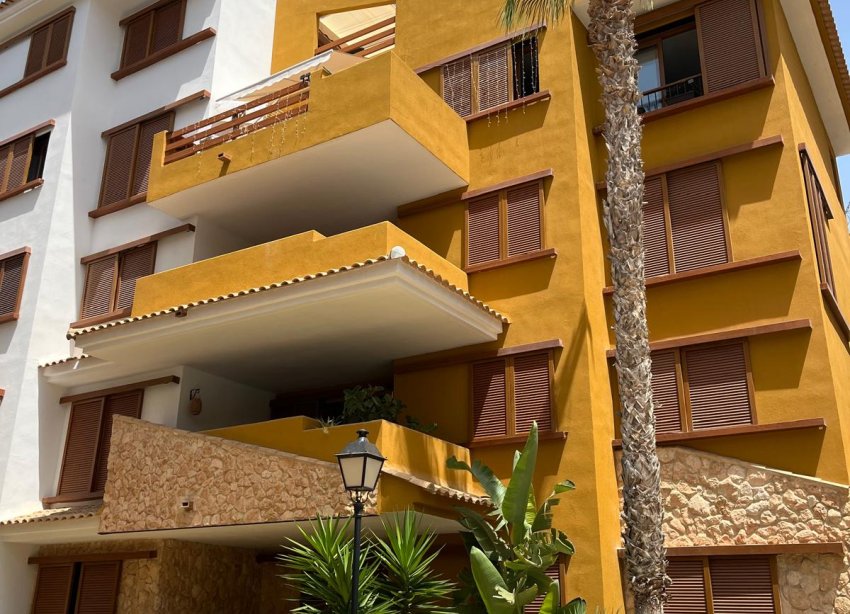 Resale - Apartament / Duplex - Punta Prima