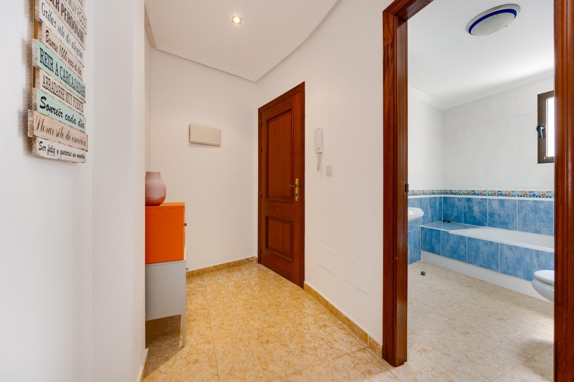 Resale - Apartament / Duplex - San Miguel de Salinas