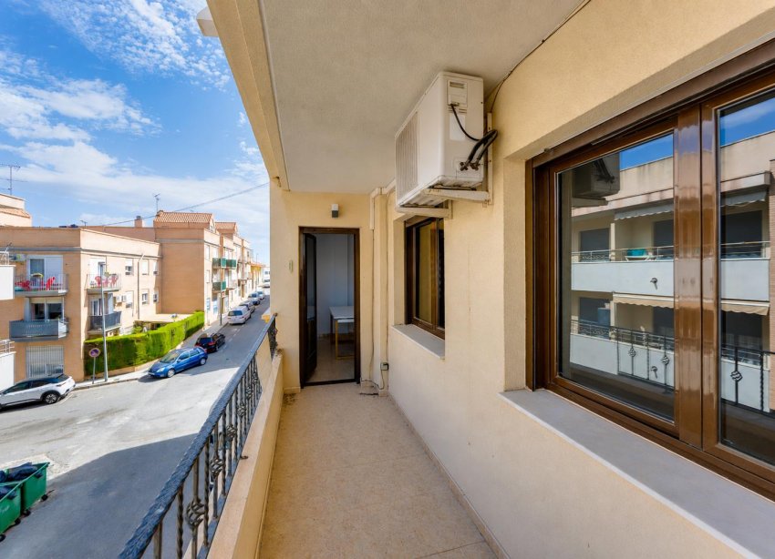 Resale - Apartament / Duplex - San Miguel de Salinas