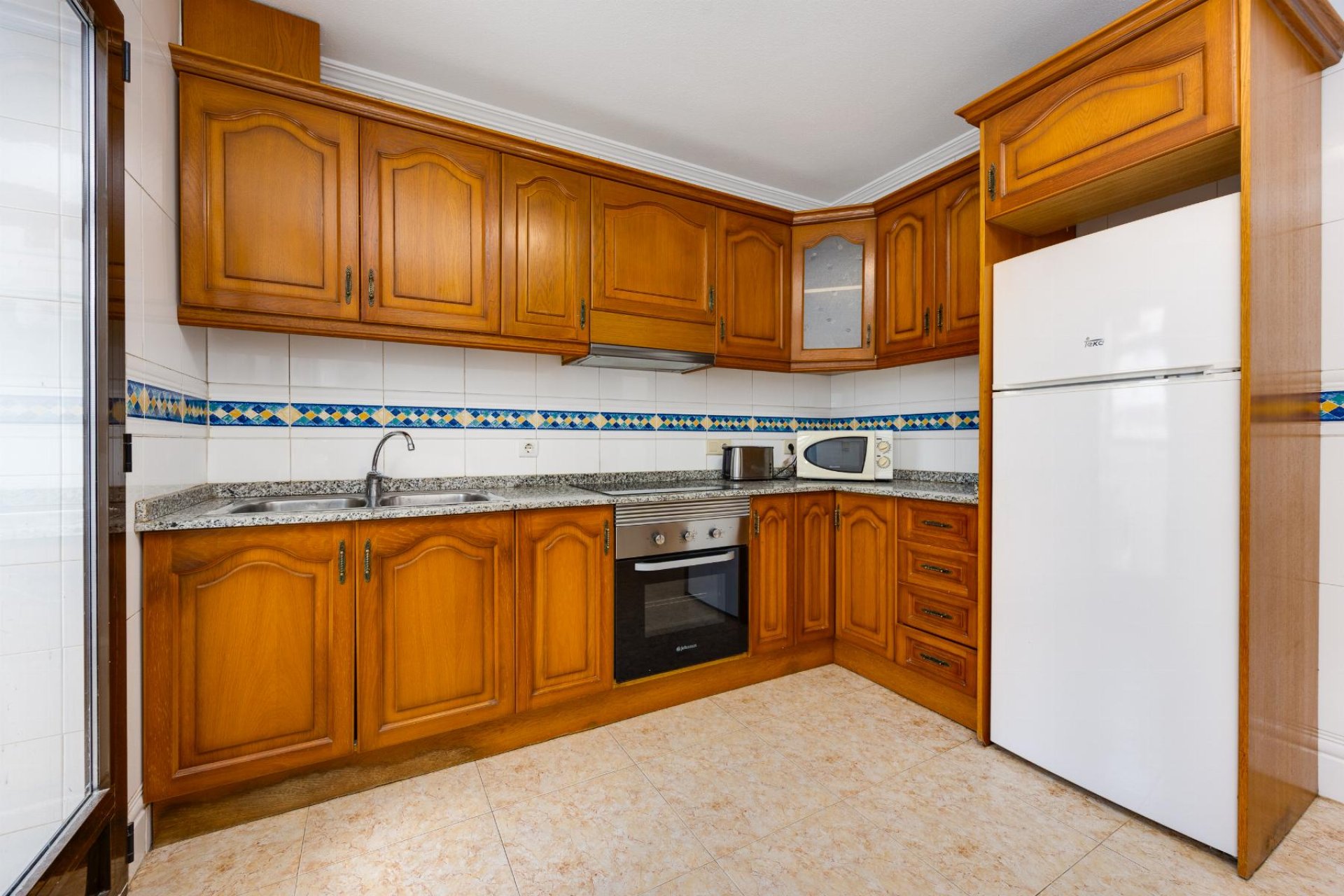 Resale - Apartament / Duplex - San Miguel de Salinas