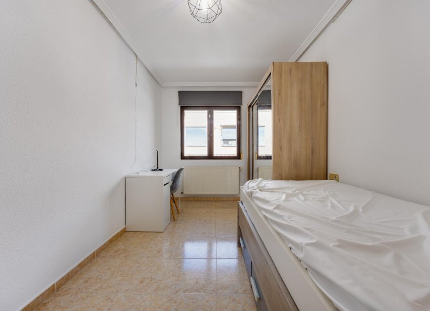 Resale - Apartament / Duplex - San Miguel de Salinas