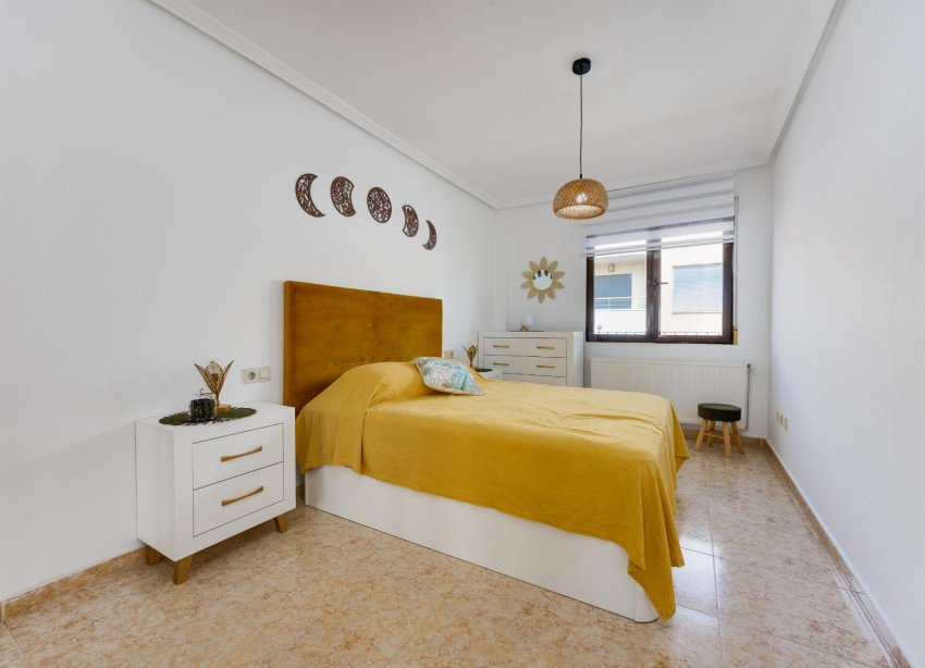 Resale - Apartament / Duplex - San Miguel de Salinas