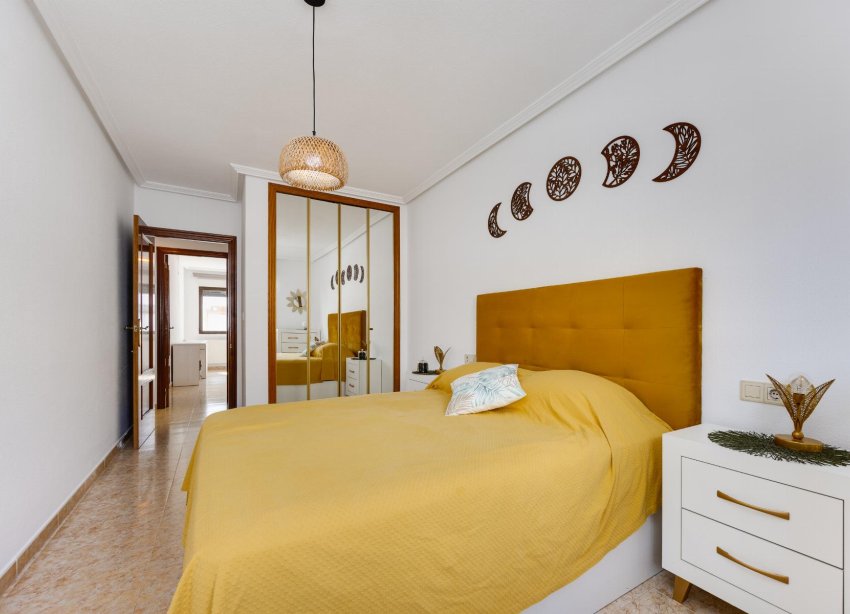 Resale - Apartament / Duplex - San Miguel de Salinas