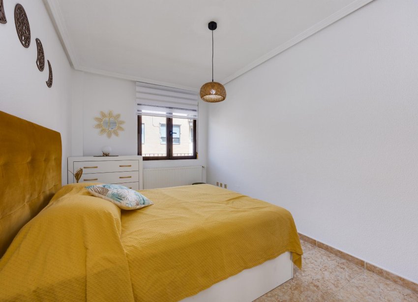 Resale - Apartament / Duplex - San Miguel de Salinas