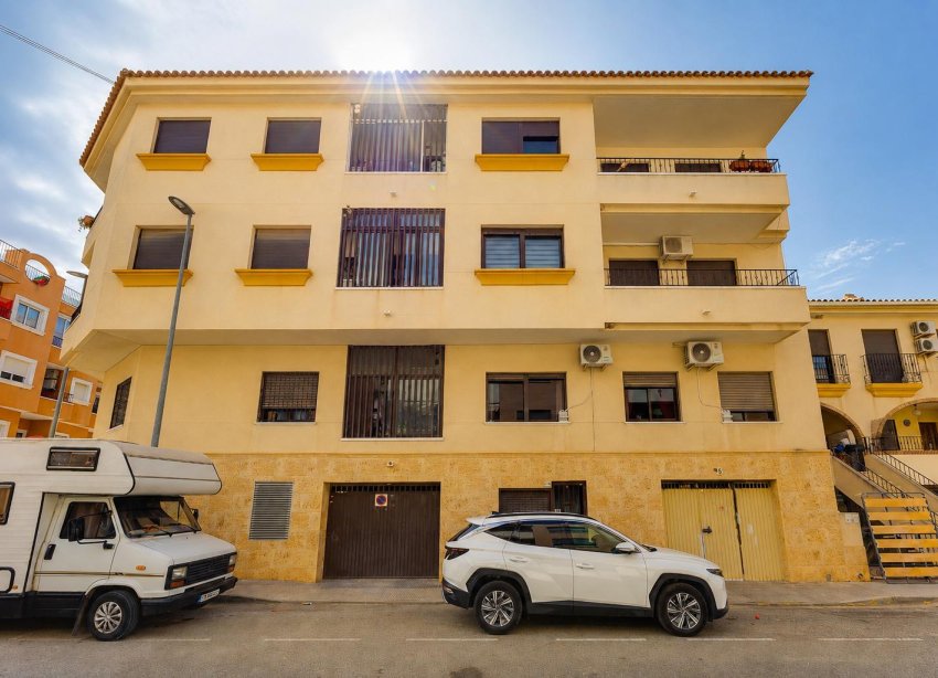 Resale - Apartament / Duplex - San Miguel de Salinas