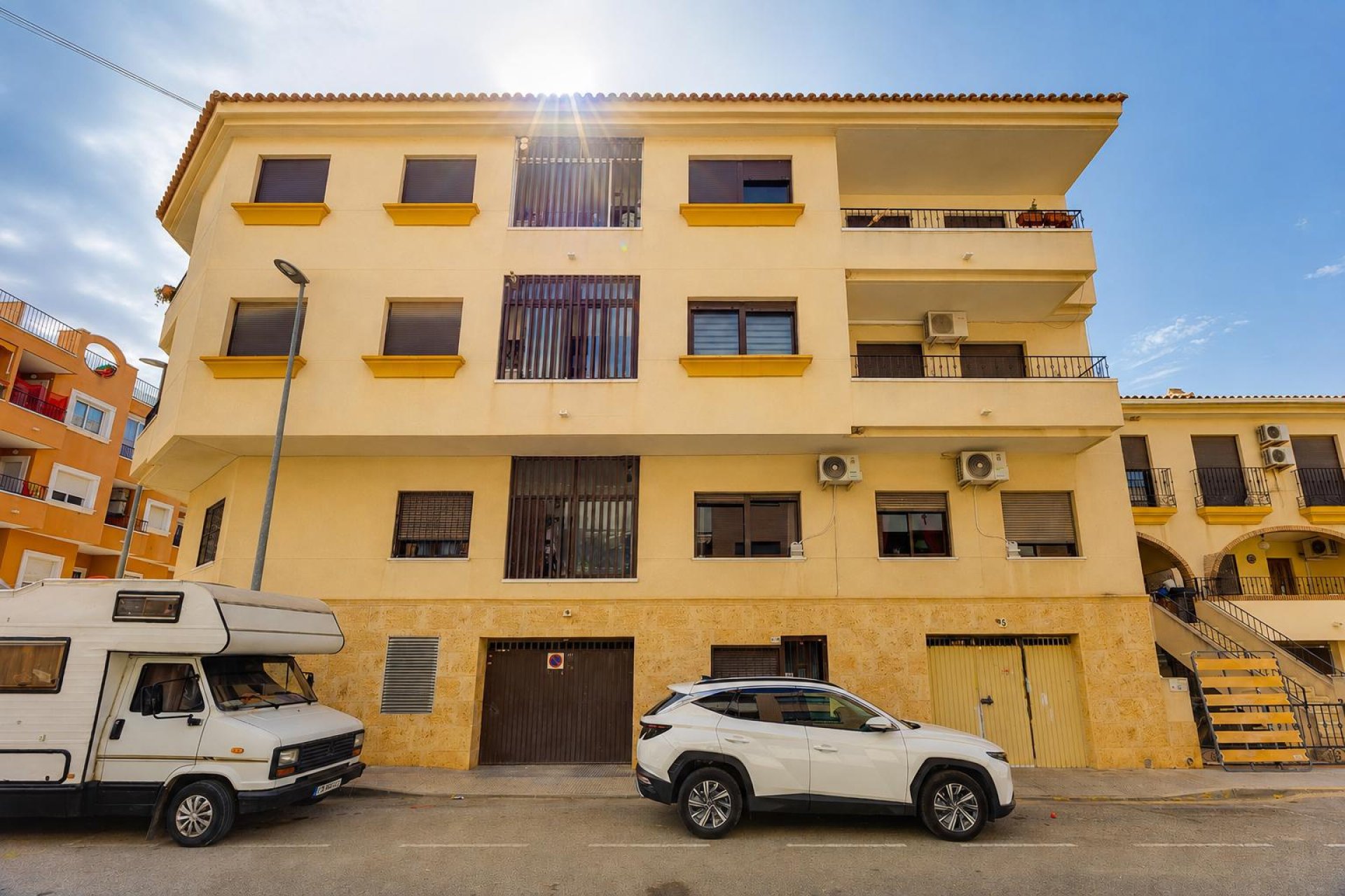 Resale - Apartament / Duplex - San Miguel de Salinas