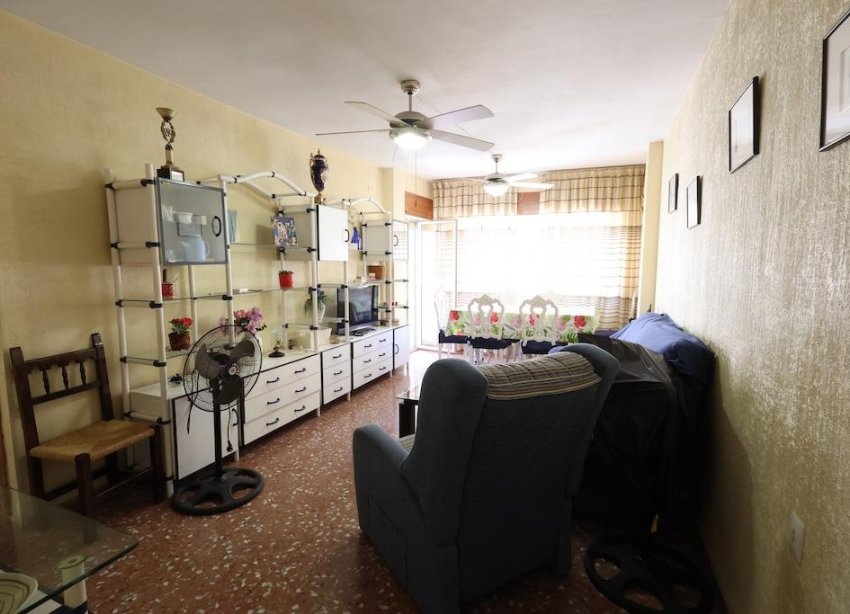 Resale - Apartament / Duplex - Torrevieja - Acequion