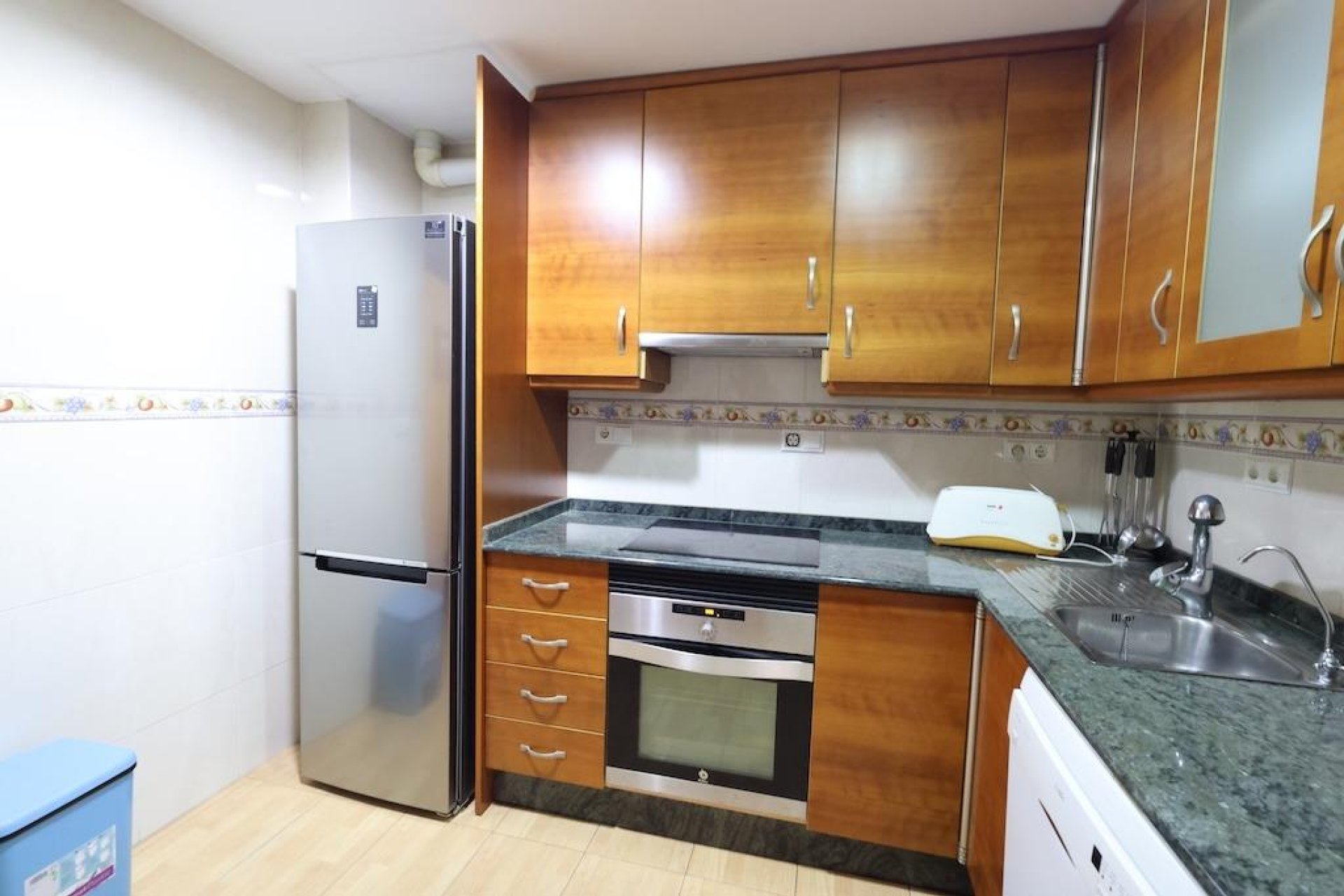 Resale - Apartament / Duplex - Torrevieja - Acequion