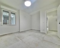 Resale - Apartament / Duplex - Torrevieja - Acequion