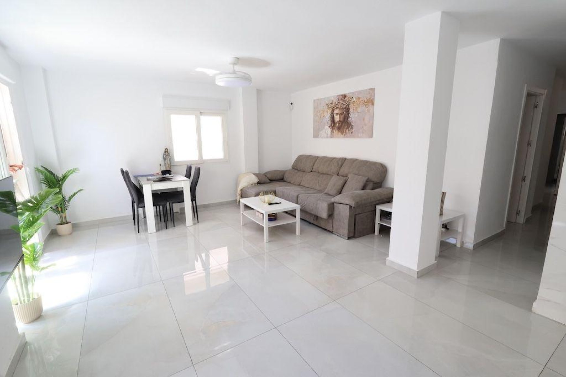 Resale - Apartament / Duplex - Torrevieja - Acequion