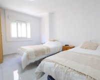 Resale - Apartament / Duplex - Torrevieja - Acequion